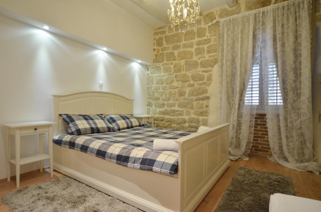 Studios Villa Rossella 4 Ровинь Номер фото