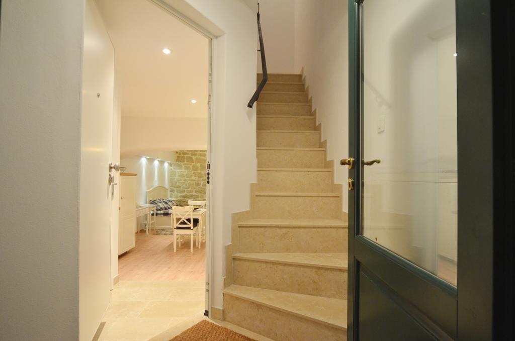 Studios Villa Rossella 4 Ровинь Номер фото