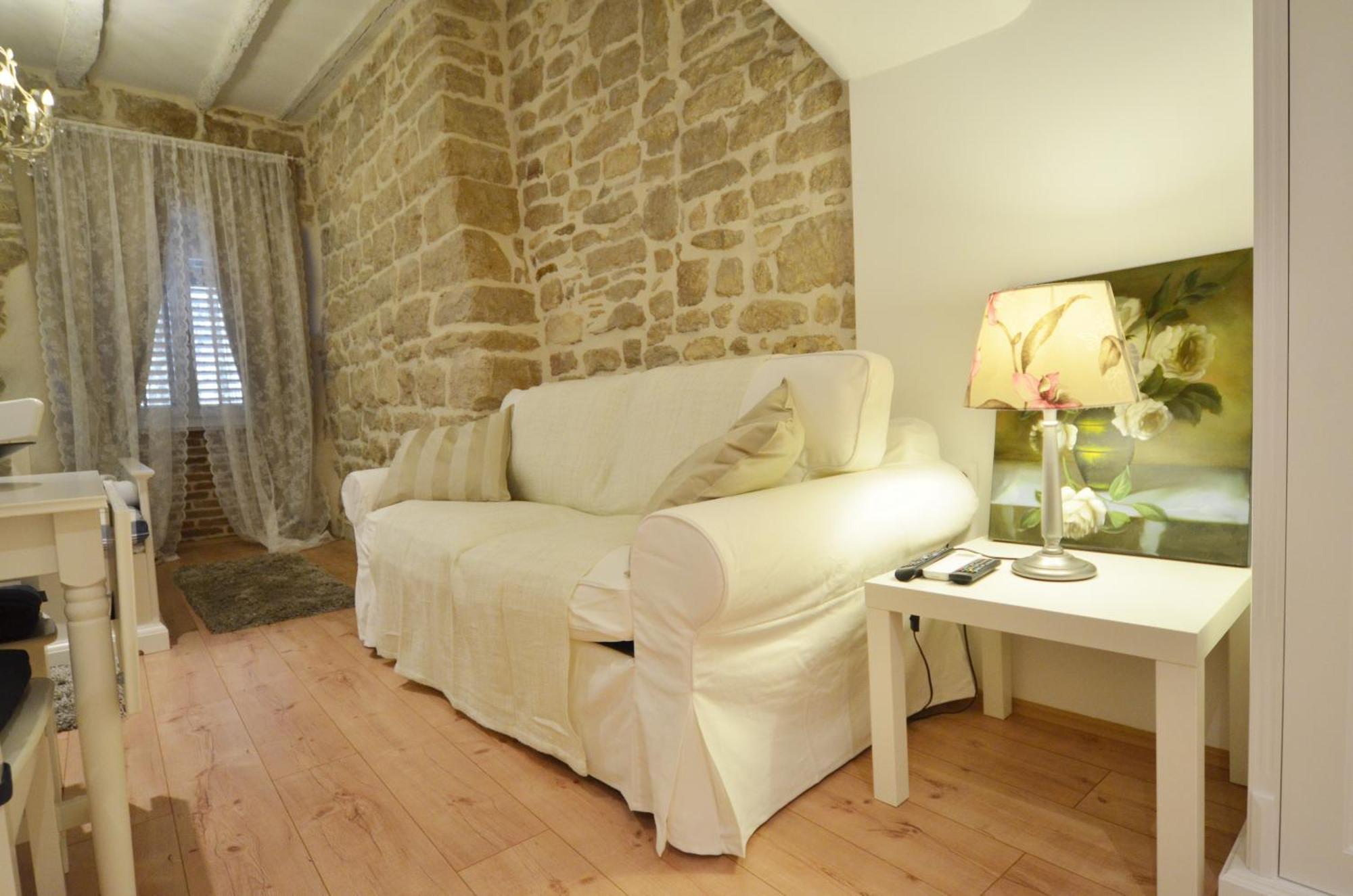Studios Villa Rossella 4 Ровинь Экстерьер фото