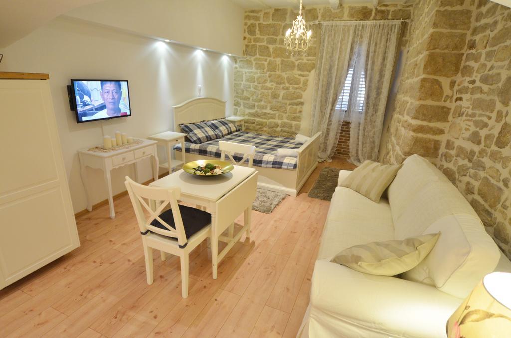 Studios Villa Rossella 4 Ровинь Номер фото