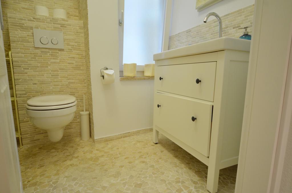 Studios Villa Rossella 4 Ровинь Номер фото